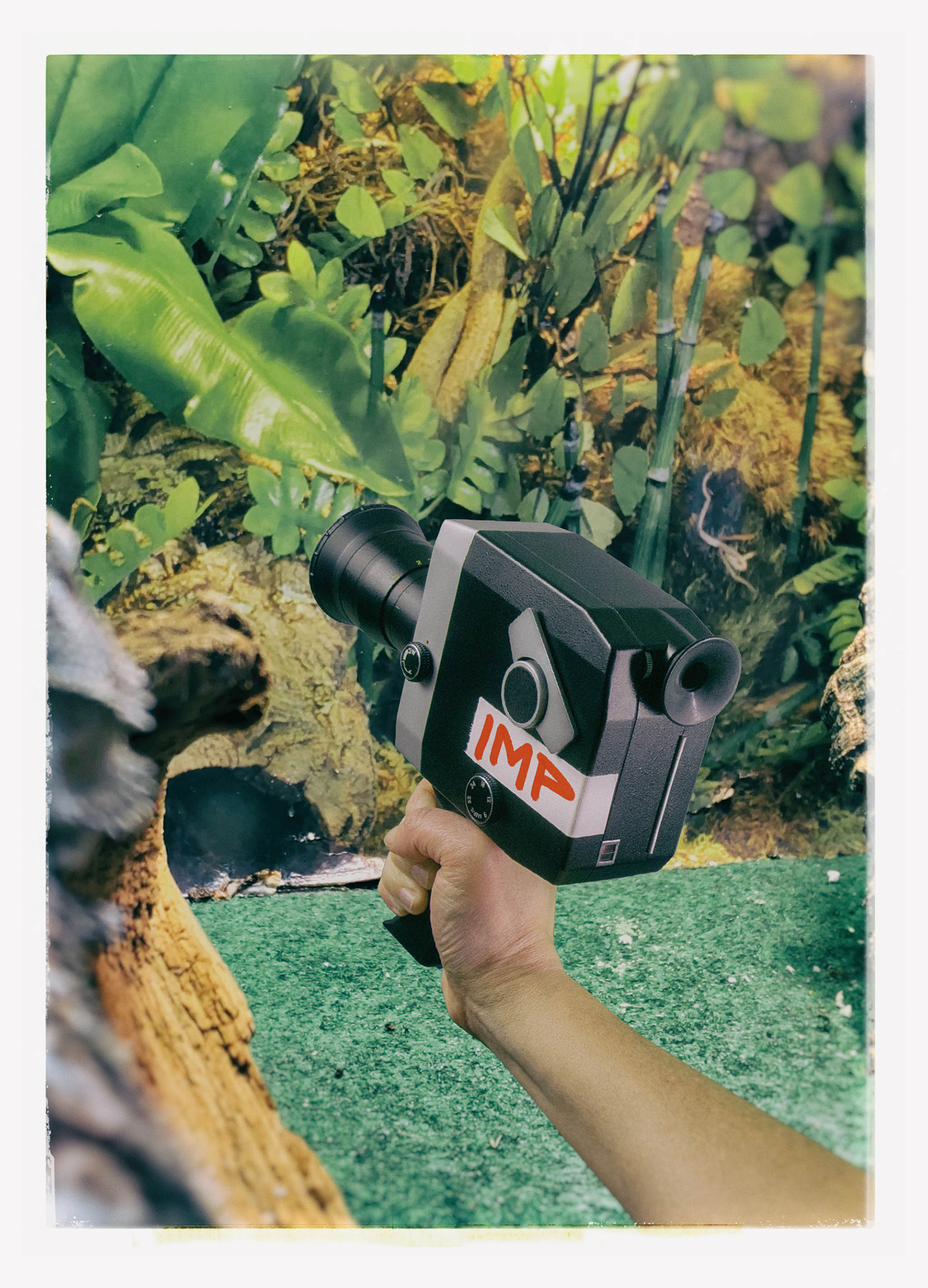 Impactist BEHIND THE SCENES POST CARDS Image 03